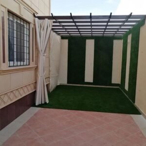 تركيب مظلات في حي الحزام الذهبي